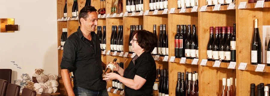 Präsentation verschiedener Weine aus dem Weingut Peth